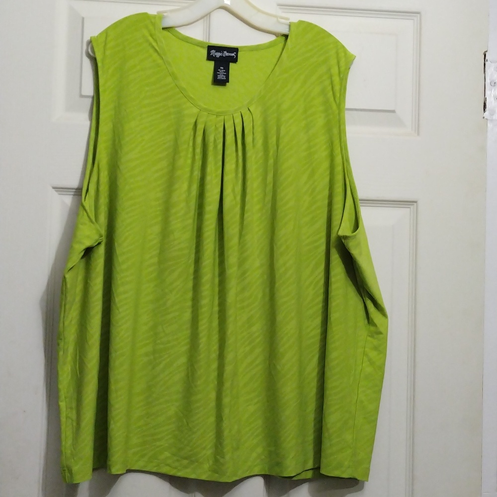 Lane Bryant Maggie Barnes lime green poly/spandex tunic top size 3x 26/28